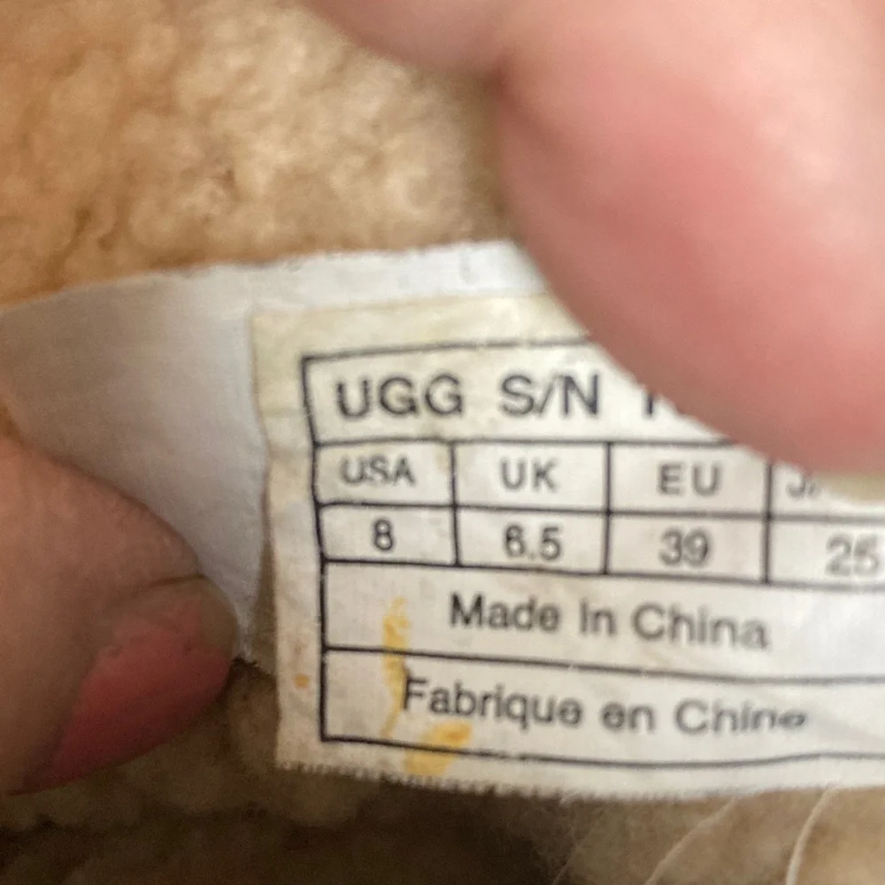 Ugg Cozy‎ Brown and Cream Shearling Boots 8M